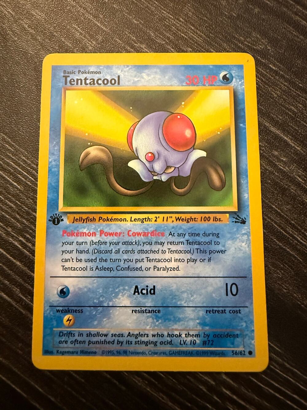 Pokémon Ungraded 1st Edition Tentacool #56/62 1999 Fossil Card